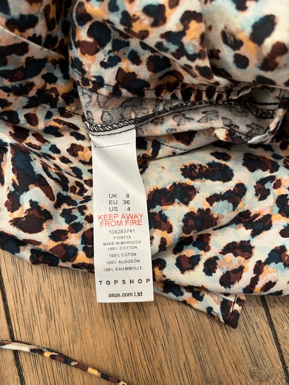 Topshop Leopard Peter Pan Collar Ruffle Blouse size 4 - Picture 8 of 15